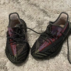 Yeezys Yecheli Reflective